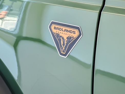 Certified 2022 Ford Bronco Badlands AWD/4WD image 28
