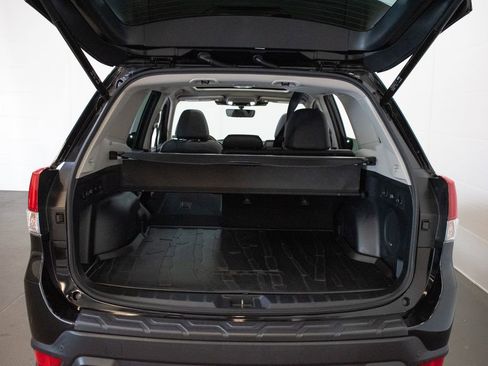 Used 2023 Subaru Forester Limited AWD/4WD image 27