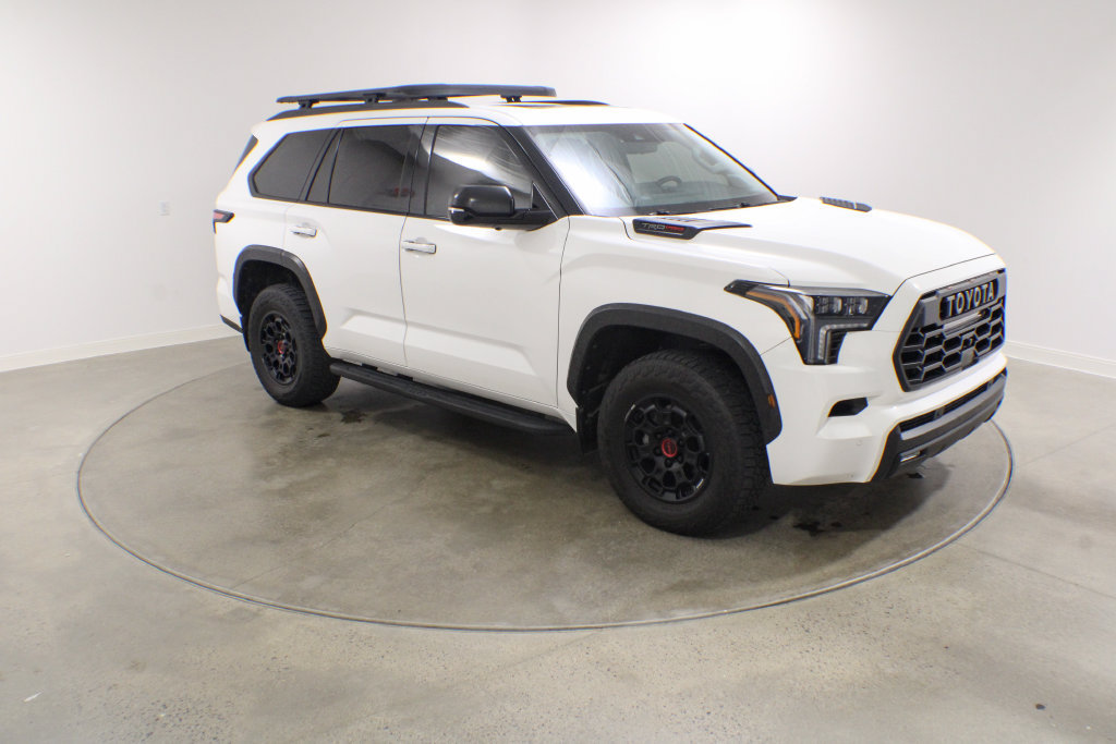 Used 2023 Toyota Sequoia TRD Pro AWD/4WD image 8