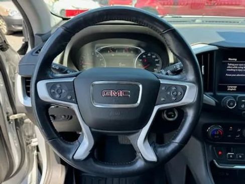 Used 2019 GMC Terrain SLT w/ Preferred Package AWD/4WD image 20