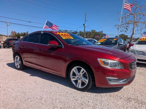 Used 2015 Volvo S60 T5 Platinum image 1