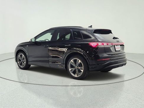 Used 2024 Audi Q4 e-tron Premium Plus w/ Premium Plus AWD/4WD image 7