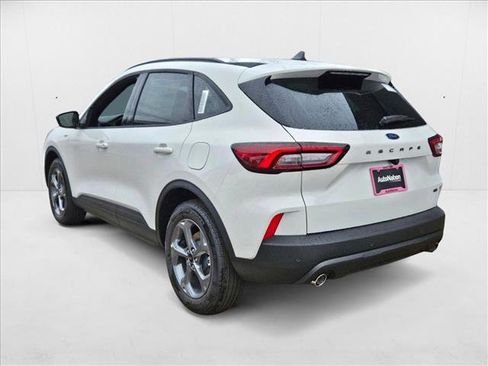 New 2025 Ford Escape ST-Line w/ Equipment Group 301A image 9