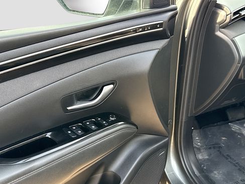 Used 2023 Hyundai Tucson Limited AWD/4WD image 8