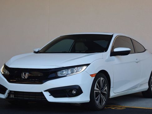 Used 2018 Honda Civic EX-T image 5
