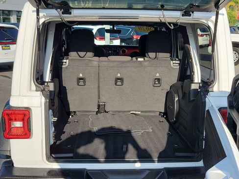 Certified 2020 Jeep Wrangler Unlimited Rubicon image 15