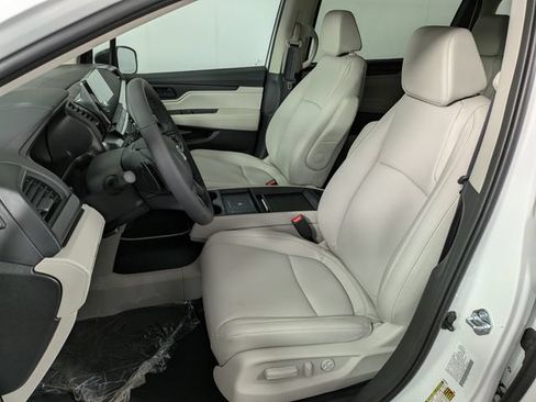 New 2026 Honda Odyssey EX-L image 16