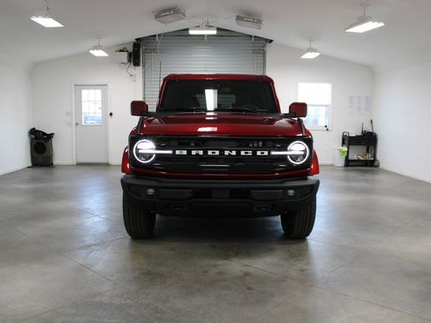 New 2026 Ford Bronco Outer Banks image 2