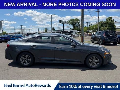 Used 2021 Kia K5 LXS FWD image 8