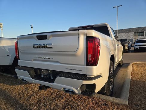 Used 2022 GMC Sierra 1500 Denali Ultimate image 3