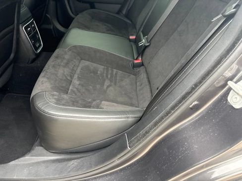 Used 2022 Dodge Charger Scat Pack RWD image 13
