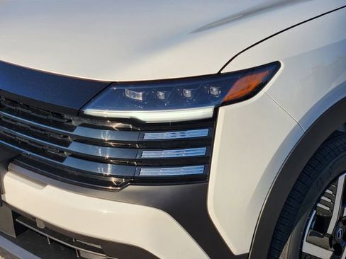 New 2026 Nissan Kicks SV image 6