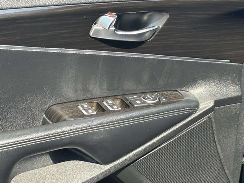 Used 2020 Kia Sorento FWD V6 image 19