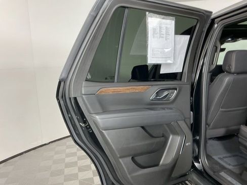 Used 2024 Chevrolet Tahoe High Country AWD/4WD image 27