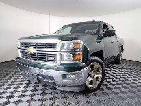 Used 2015 Chevrolet Silverado 1500 LT w/ LT Convenience Package RWD image 2
