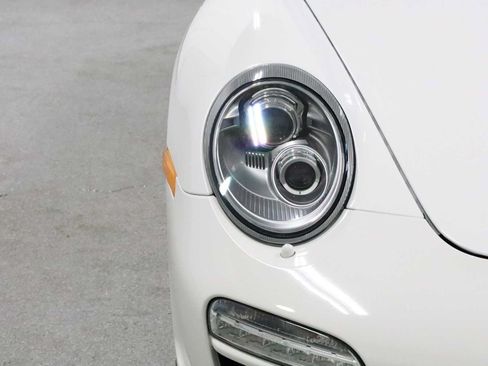 Used 2012 Porsche 911 Carrera 4S AWD/4WD image 15