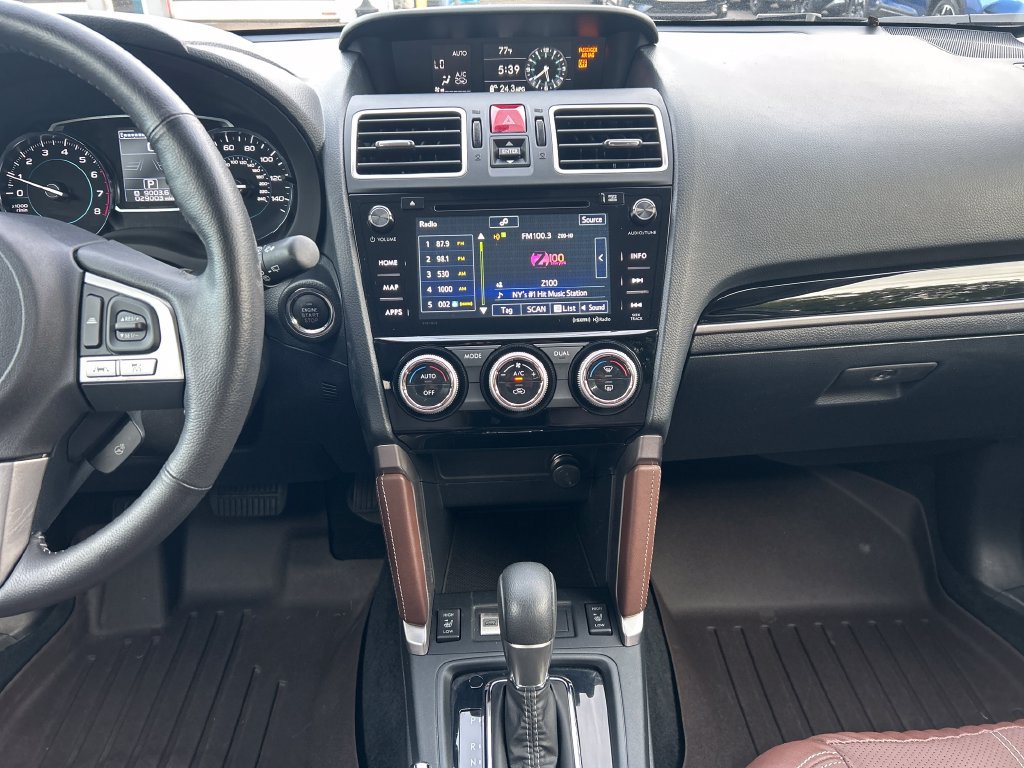 Used 2017 Subaru Forester 2.5i Touring AWD/4WD image 18