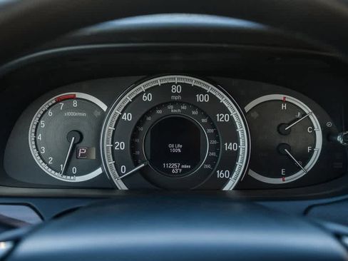 Used 2016 Honda Accord Touring image 23