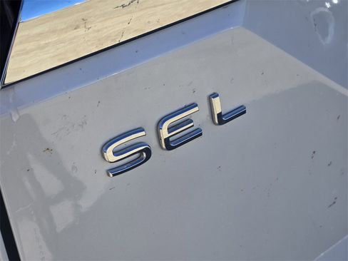 New 2026 Volkswagen Atlas SEL Premium R-Line image 9