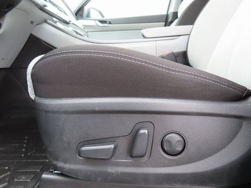 Used 2022 Hyundai Palisade SEL w/ Convenience Package image 7