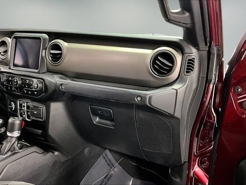 Used 2021 Jeep Gladiator Sport AWD/4WD image 24