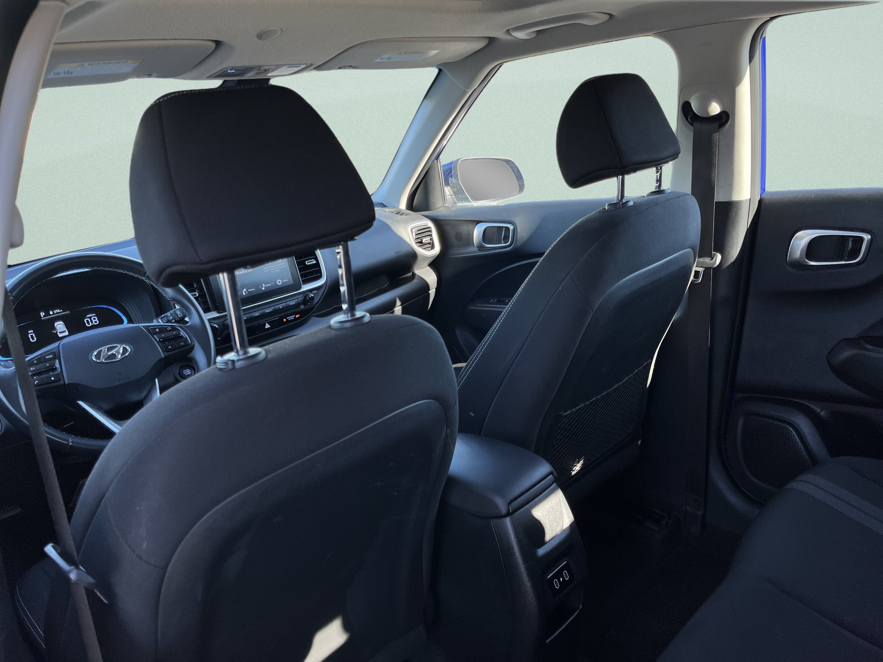Used 2025 Hyundai Venue SEL FWD image 23