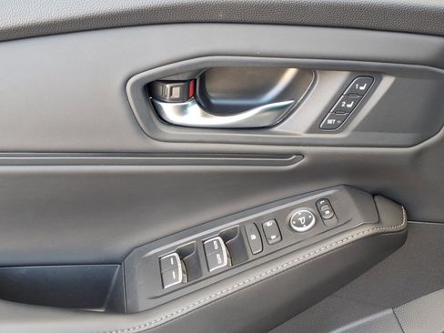 Used 2024 Honda Accord Sport image 31