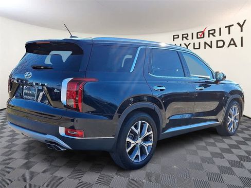 Used 2022 Hyundai Palisade SEL w/ Convenience Package image 4