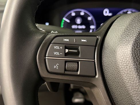 Used 2025 Honda Accord Sport image 15