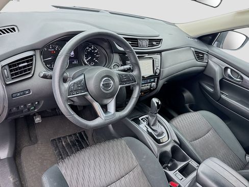 Used 2019 Nissan Rogue SV FWD image 7