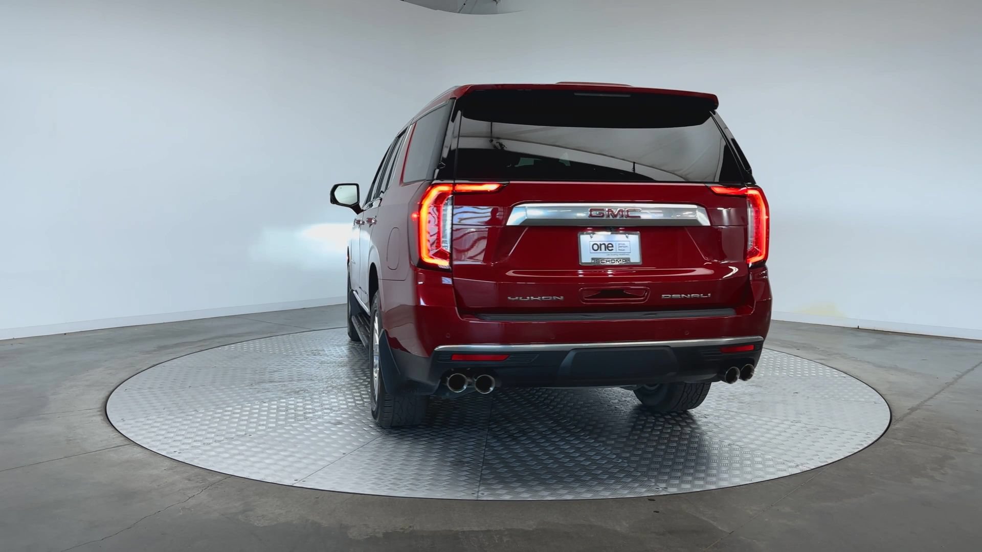 Used 2021 GMC Yukon Denali AWD/4WD image 7
