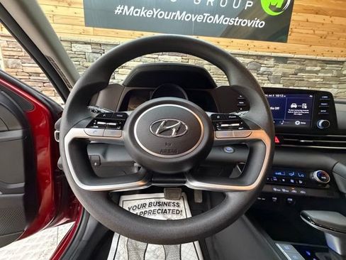 Used 2023 Hyundai Elantra SEL w/ Cargo Package FWD image 20