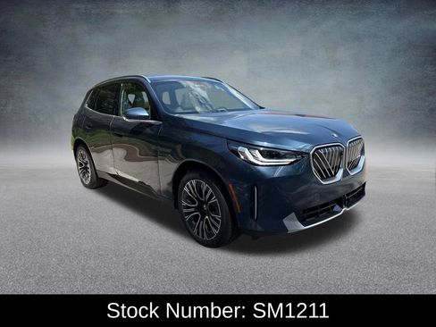 New 2026 BMW X3 xDrive30i w/ Premium Package AWD/4WD image 7