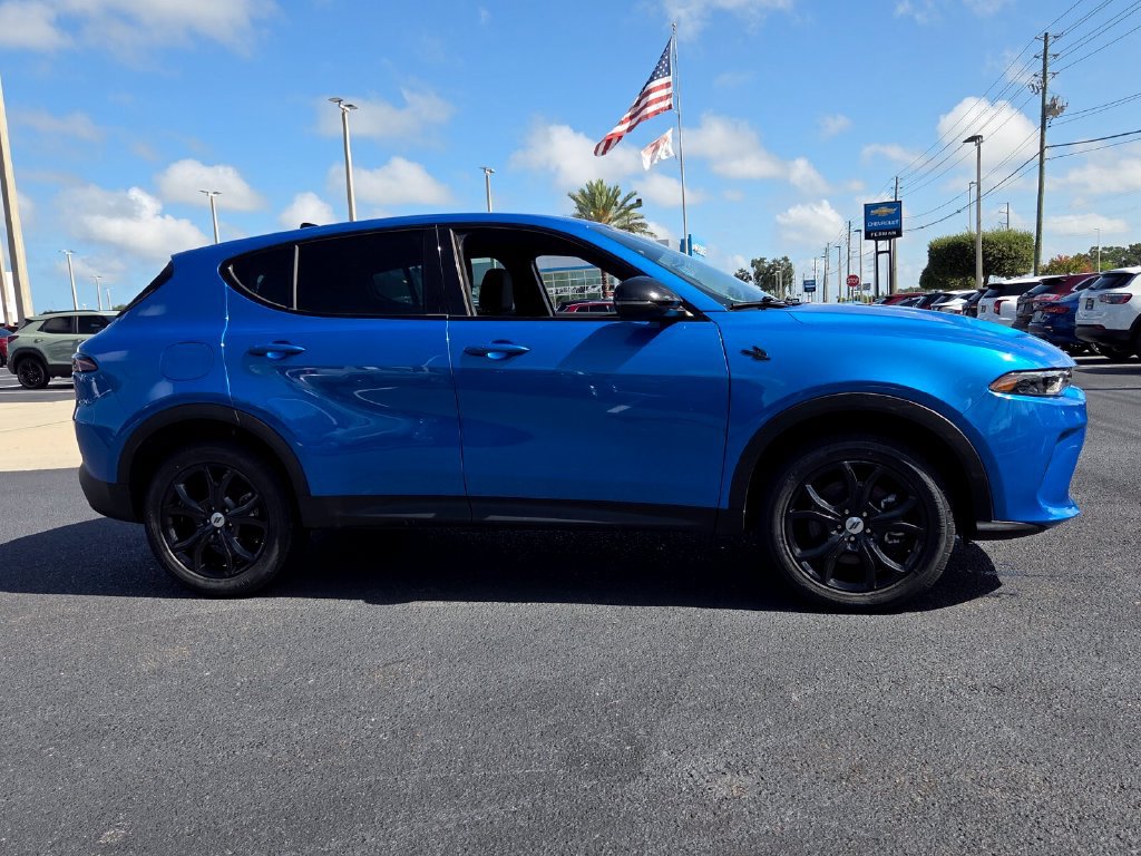 Used 2024 Dodge Hornet GT w/ GT Blacktop Package AWD/4WD image 9