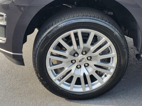 Used 2024 Ford Expedition Limited RWD image 9