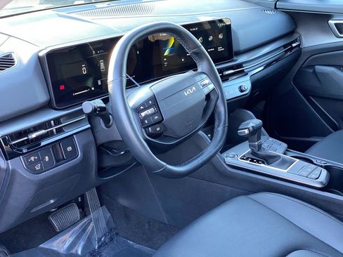 Used 2026 Kia Sportage EX w/ EX Panorama Roof Package image 17