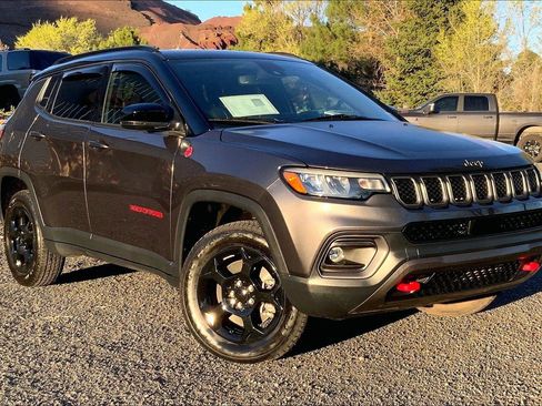 Certified 2023 Jeep Compass Trailhawk w/ Sun and Sound Group image 35