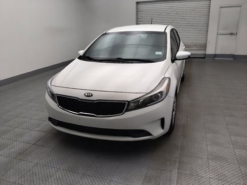 Used 2017 Kia Forte LX FWD image 15