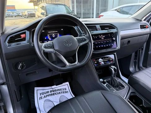Used 2022 Volkswagen Tiguan SE FWD image 26