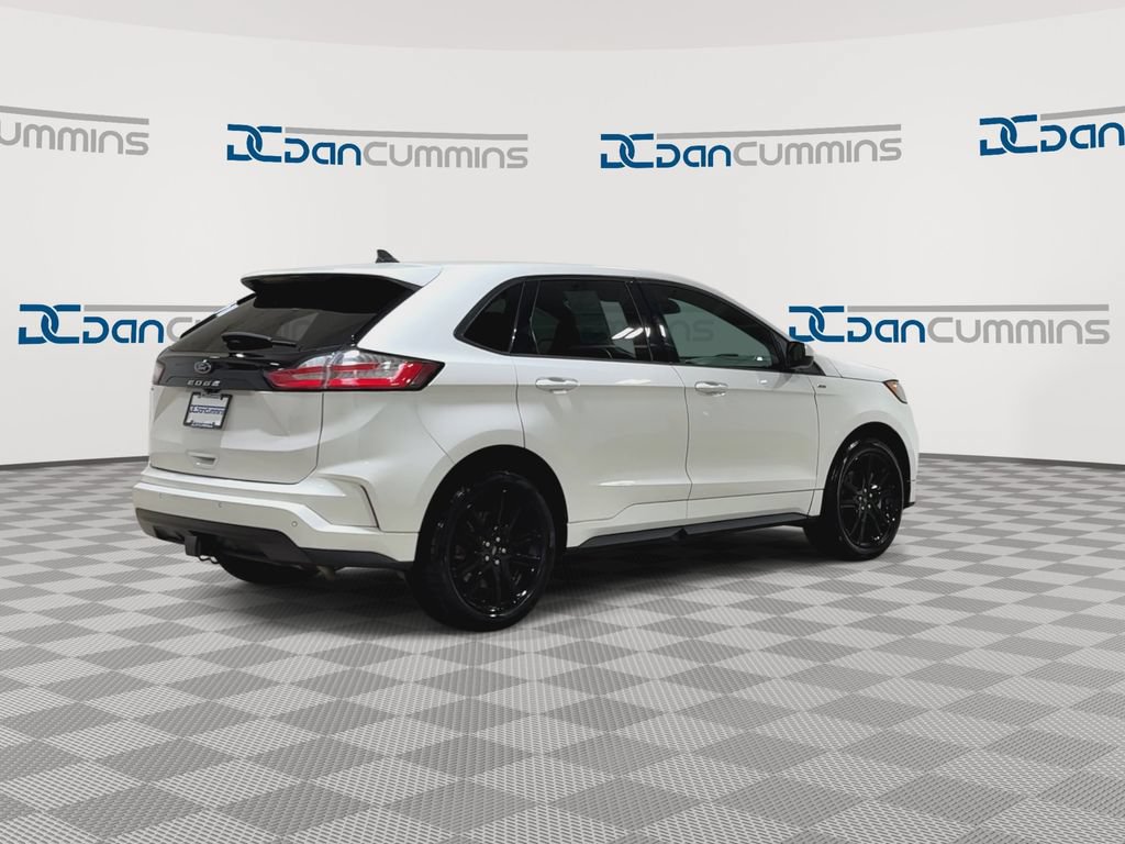 Used 2024 Ford Edge ST-Line w/ Class II Trailer Tow Package AWD/4WD image 8