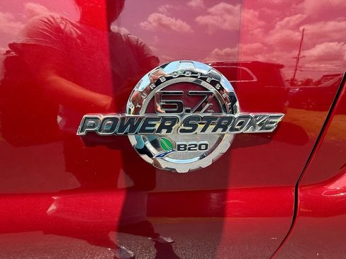 Used 2016 Ford F250 Platinum w/ FX4 Off-Road Package AWD/4WD image 13