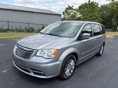 Used 2016 Chrysler Town & Country Touring-L