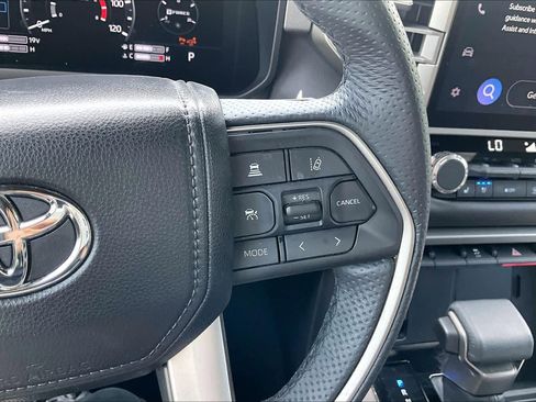 Used 2025 Toyota Tundra Limited w/ Power Package RWD image 25