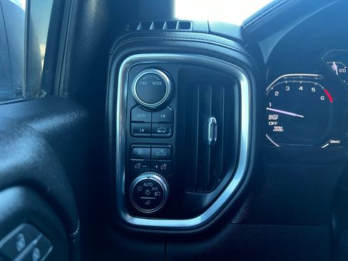 Used 2020 GMC Sierra 1500 SLT image 23