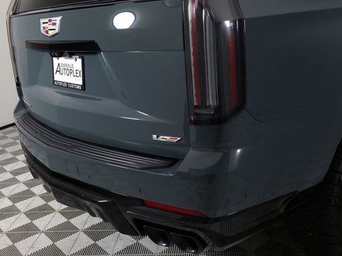 Used 2025 Cadillac Escalade V w/ LPO, Floor Liner Package image 55