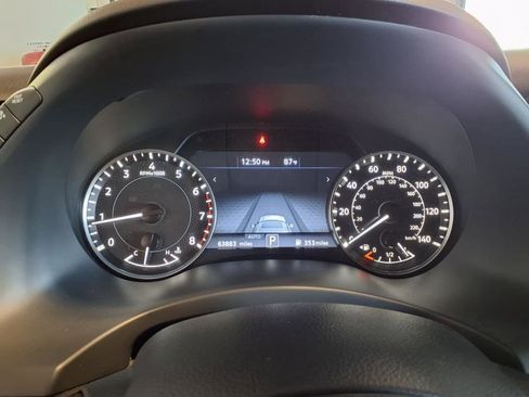 Used 2022 Nissan Armada SL w/ Captain's Chairs Package image 35