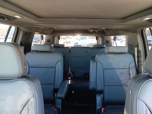 New 2026 GMC Yukon XL Denali w/ Sun & Power Step Package image 22