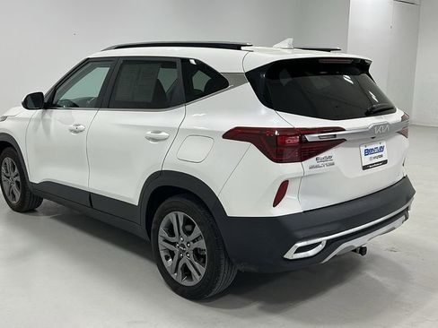 Used 2023 Kia Seltos S w/ Navigation Package image 4