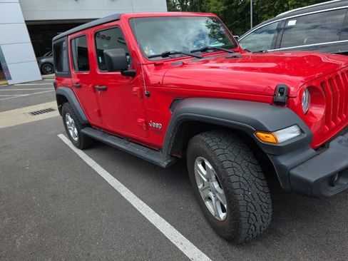 Used 2018 Jeep Wrangler Unlimited Sport S AWD/4WD image 12