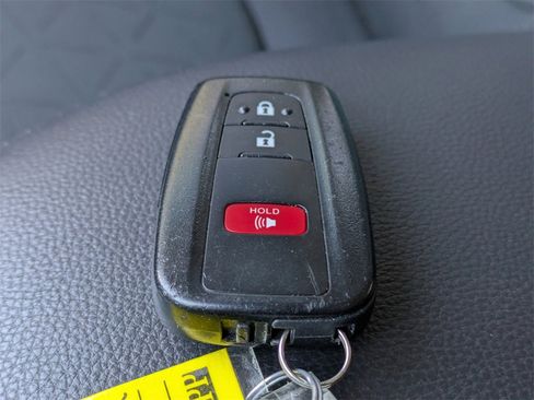 Used 2023 Toyota RAV4 XLE image 40